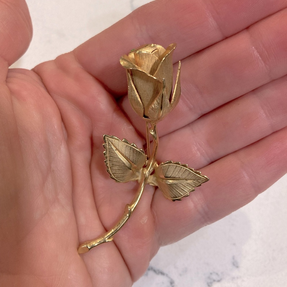 Vintage Giovanni by Longcraft gold plated Rose Pin Brooch